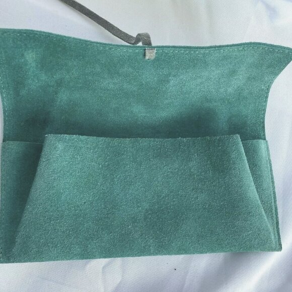 Teal Blue Green Suede Jewelry Pouch Holder Wallet Style Embossed Unbranded Nice - Picture 3 of 8